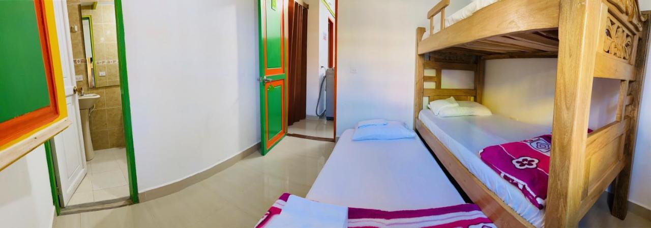 Casa Hostal Las Palmeras Guatape Luaran gambar